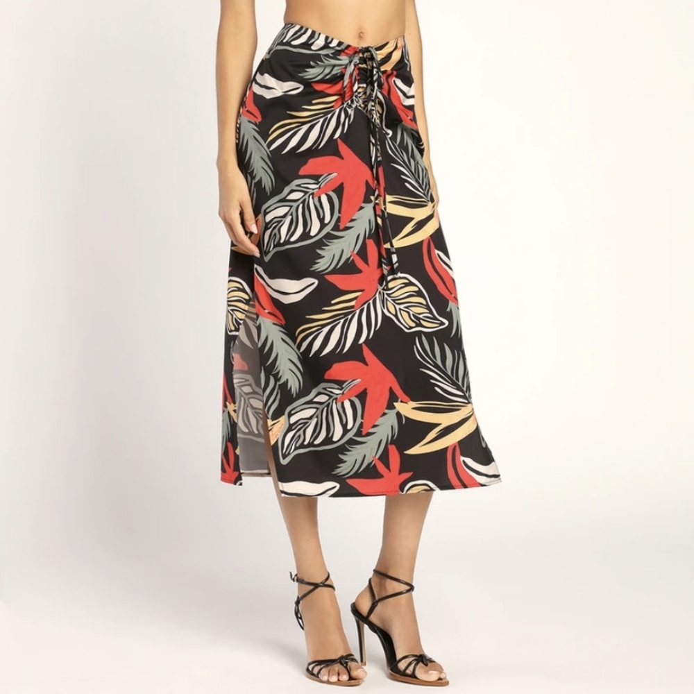 Lulu's Tropical Vibes Black Floral Print Skirt